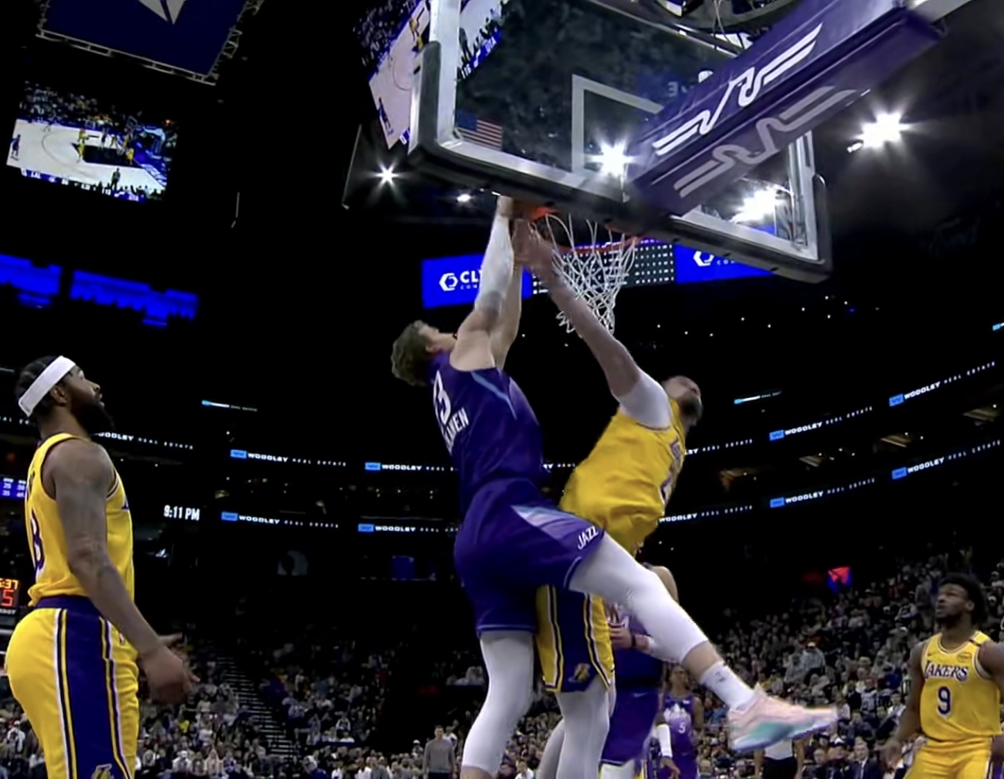 湖人绝地反击立陶宛男篮，利拉德制霸全场