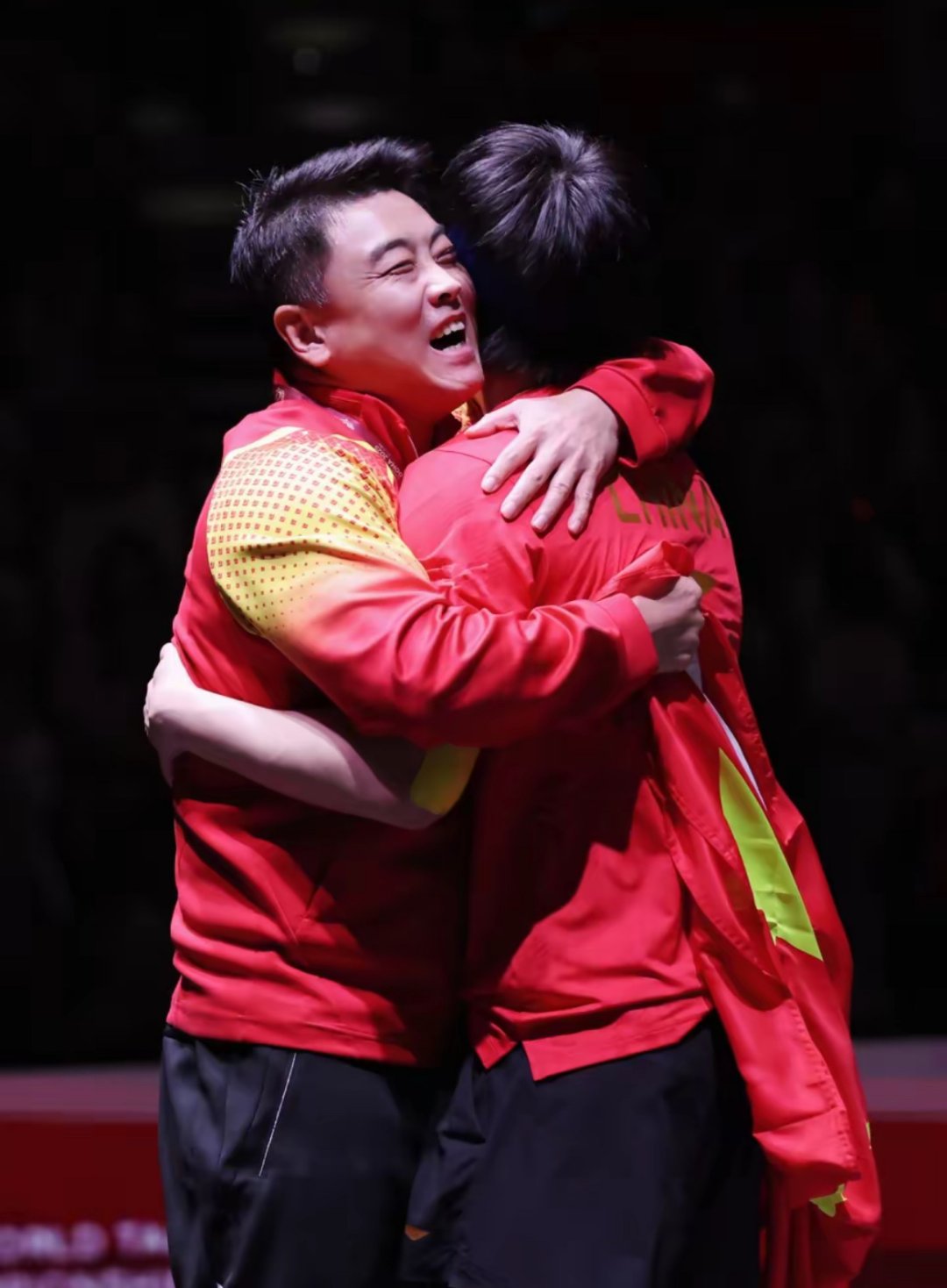 瑞典乒乓球队完胜英国乒乓球队，王皓爆发神勇