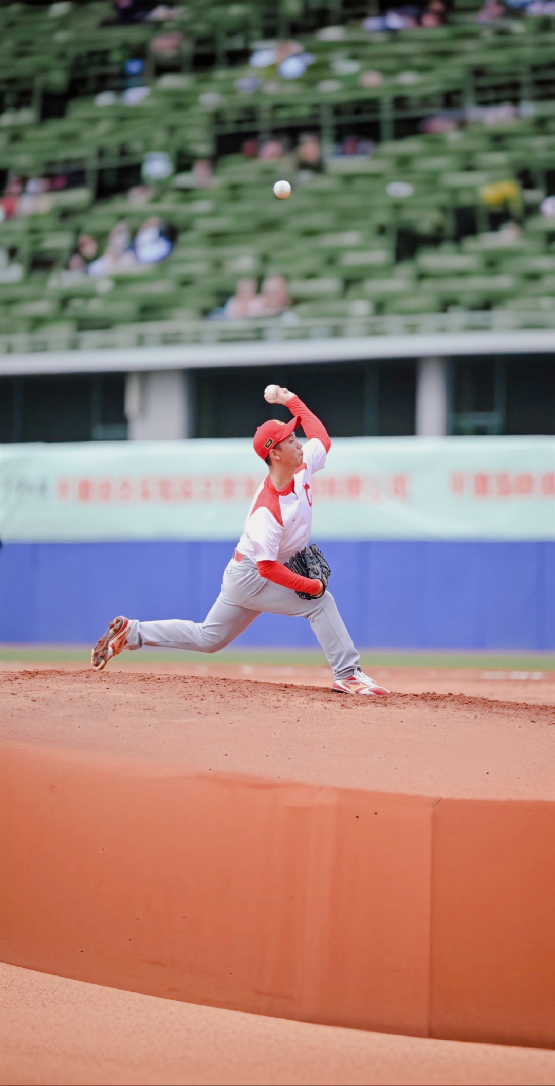 棒球球员突破自我,表现堪称完美 棒球球员突破自我,表现堪称完美