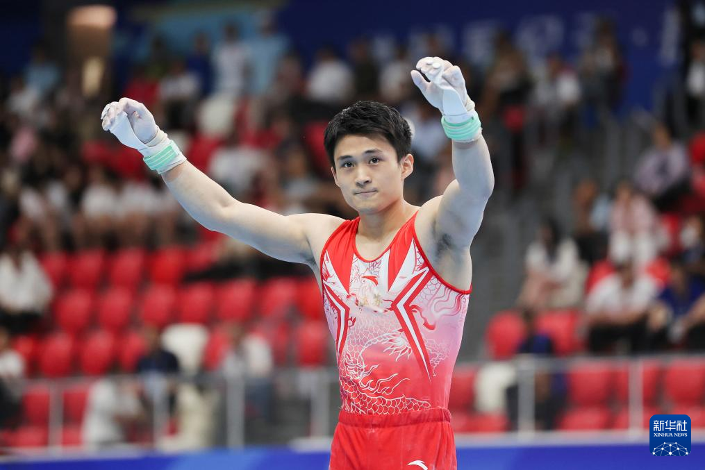 体操再创历史,冠军实至名归 体操再创历史,冠军实至名归