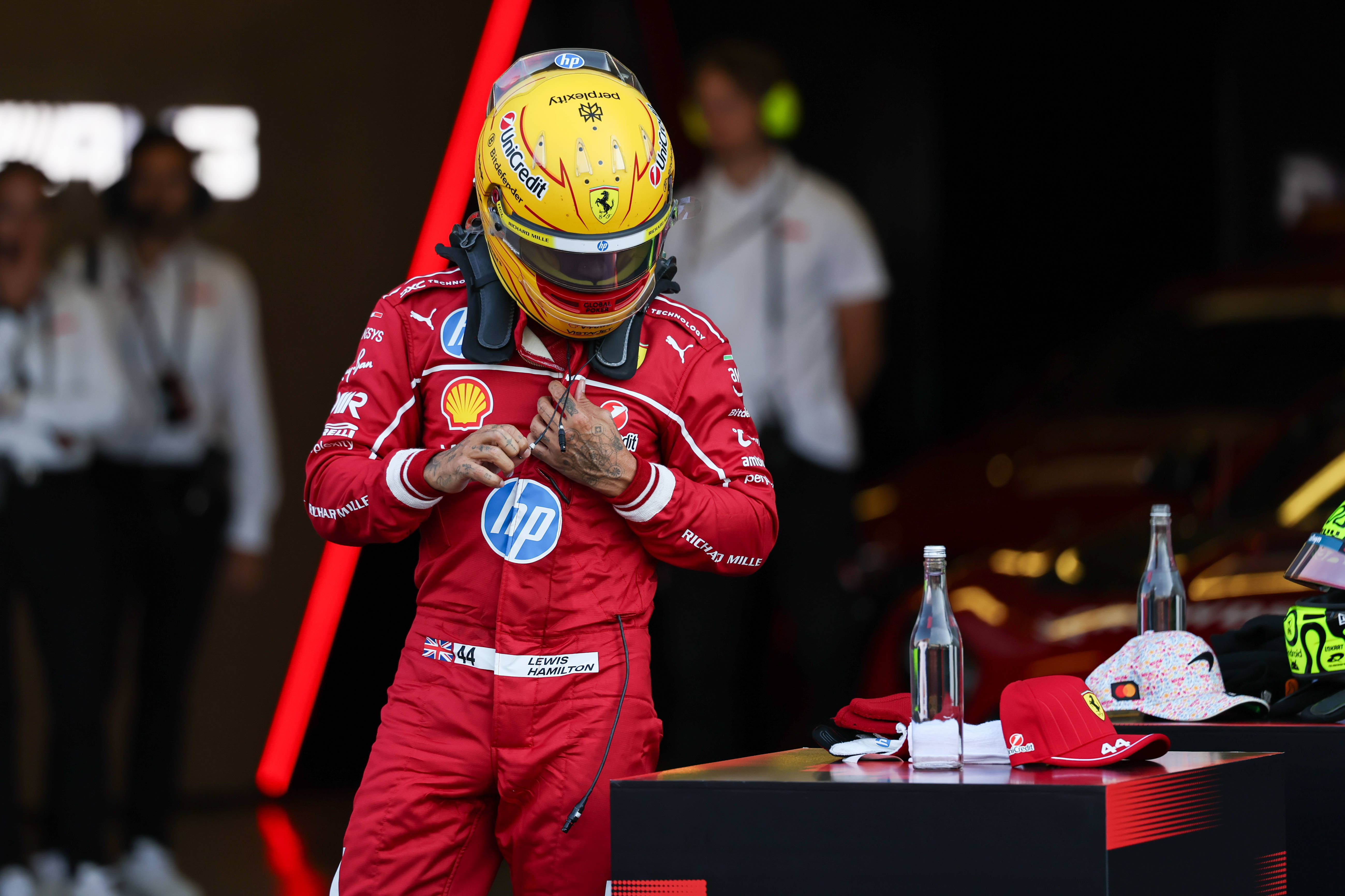 哈斯车队轻取法拉利，诺里斯点燃赛场的简单介绍