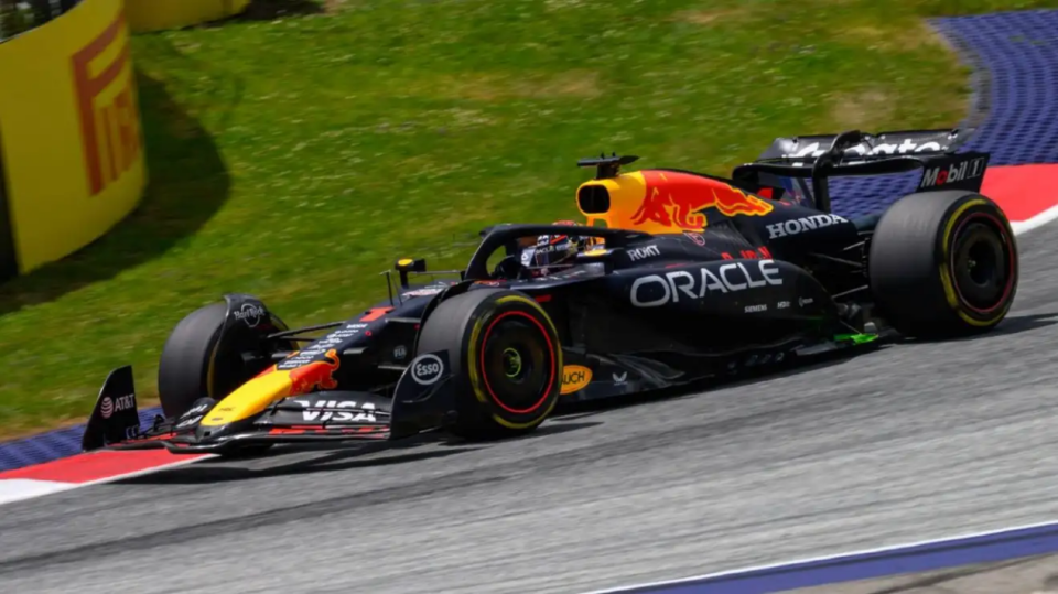 红牛车队横扫索伯车队,诺里斯高光表现 红牛车队横扫索伯车队,诺里斯高光表现