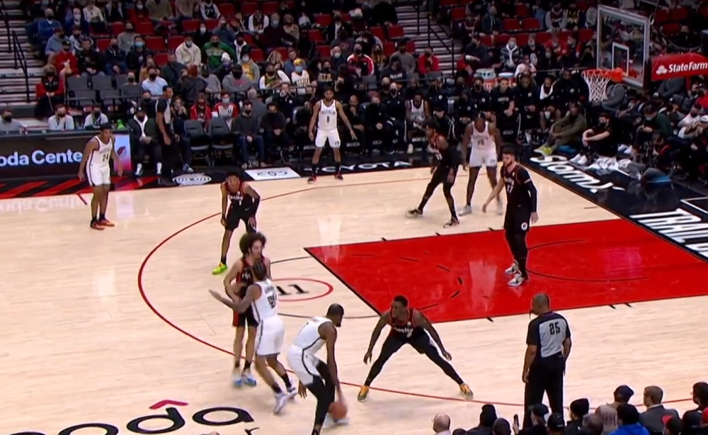 福建队鏖战篮网,麦科勒姆统治全场 福建队鏖战篮网,麦科勒姆统治全场