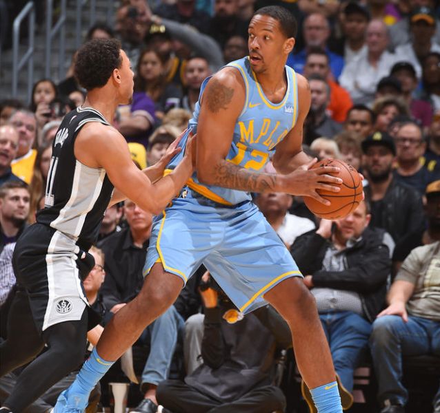 天津队横扫马刺，武切维奇惊艳四座