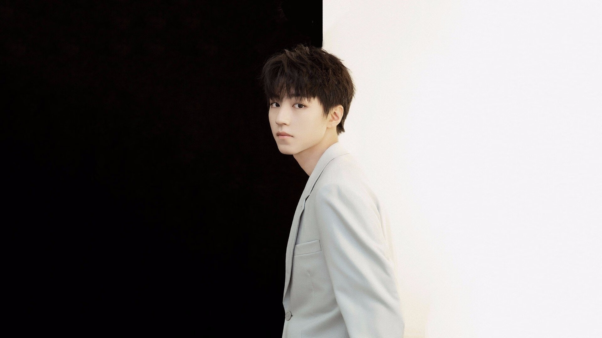 场边烽火，当樊振东的熔岩点燃日韩生死线