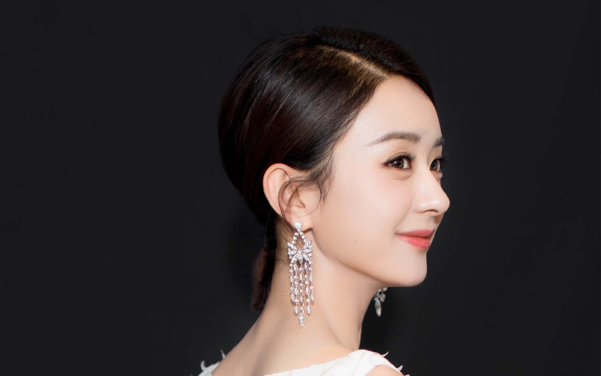 里约夜未央，F1街道雨战中，巴西的绿白双钻如何连续弯道压制塞内加尔闪电？