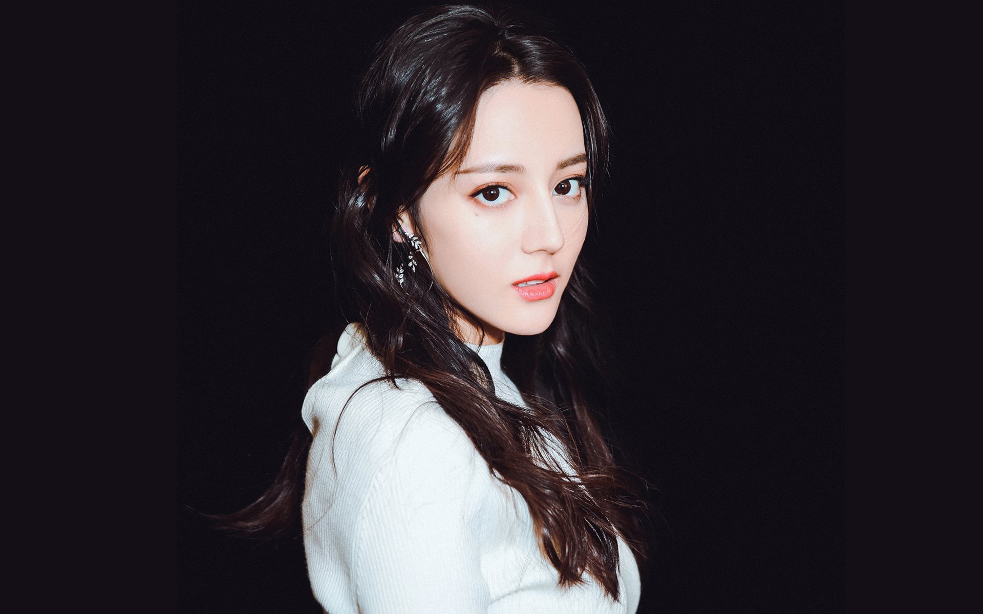 英超争冠的棋盘上，乌拉圭落下一枚异域棋子