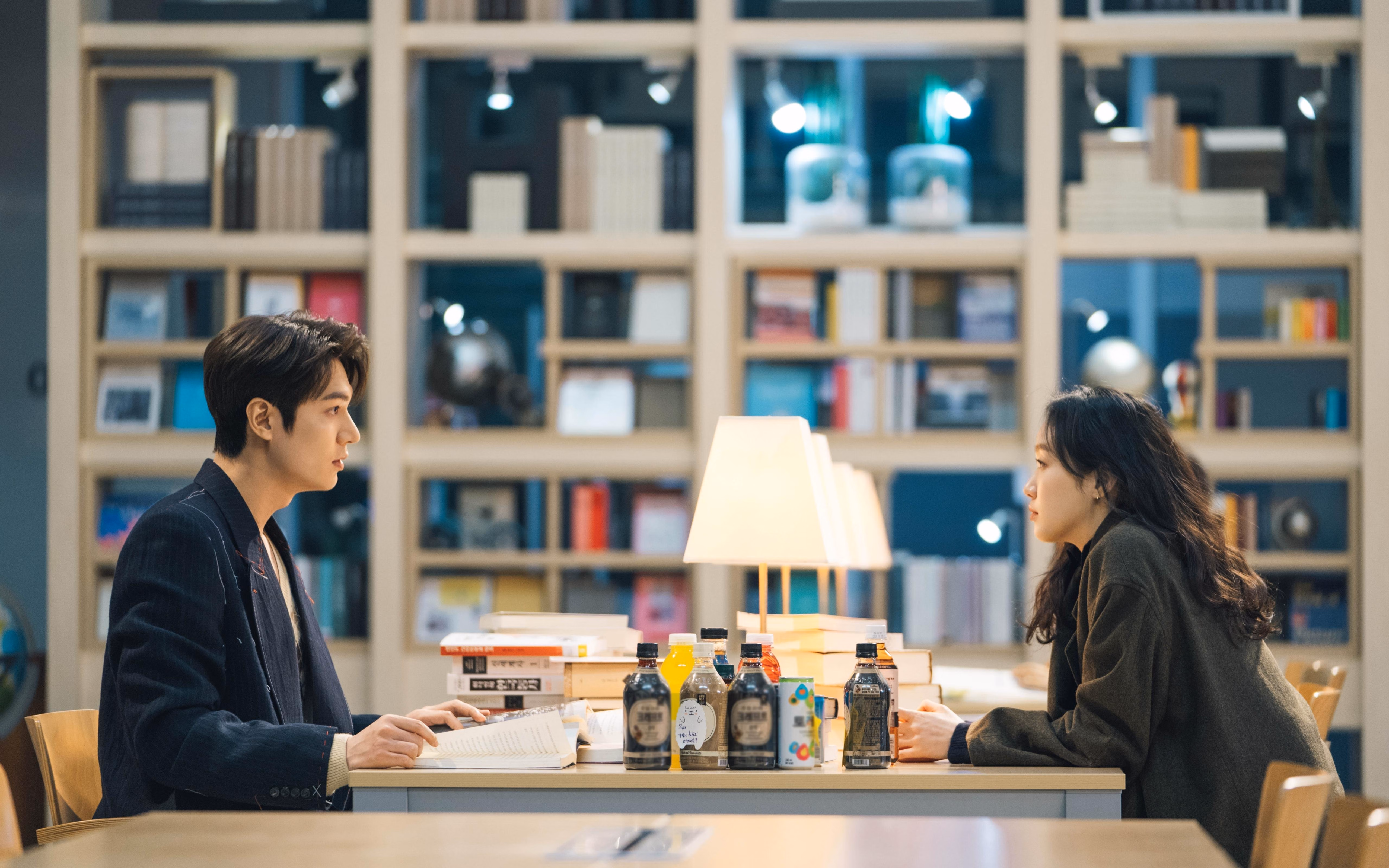 锋刃与玫瑰，奥斯梅恩在亚特兰大的关键接管，诠释女足奥运周期的残酷美学