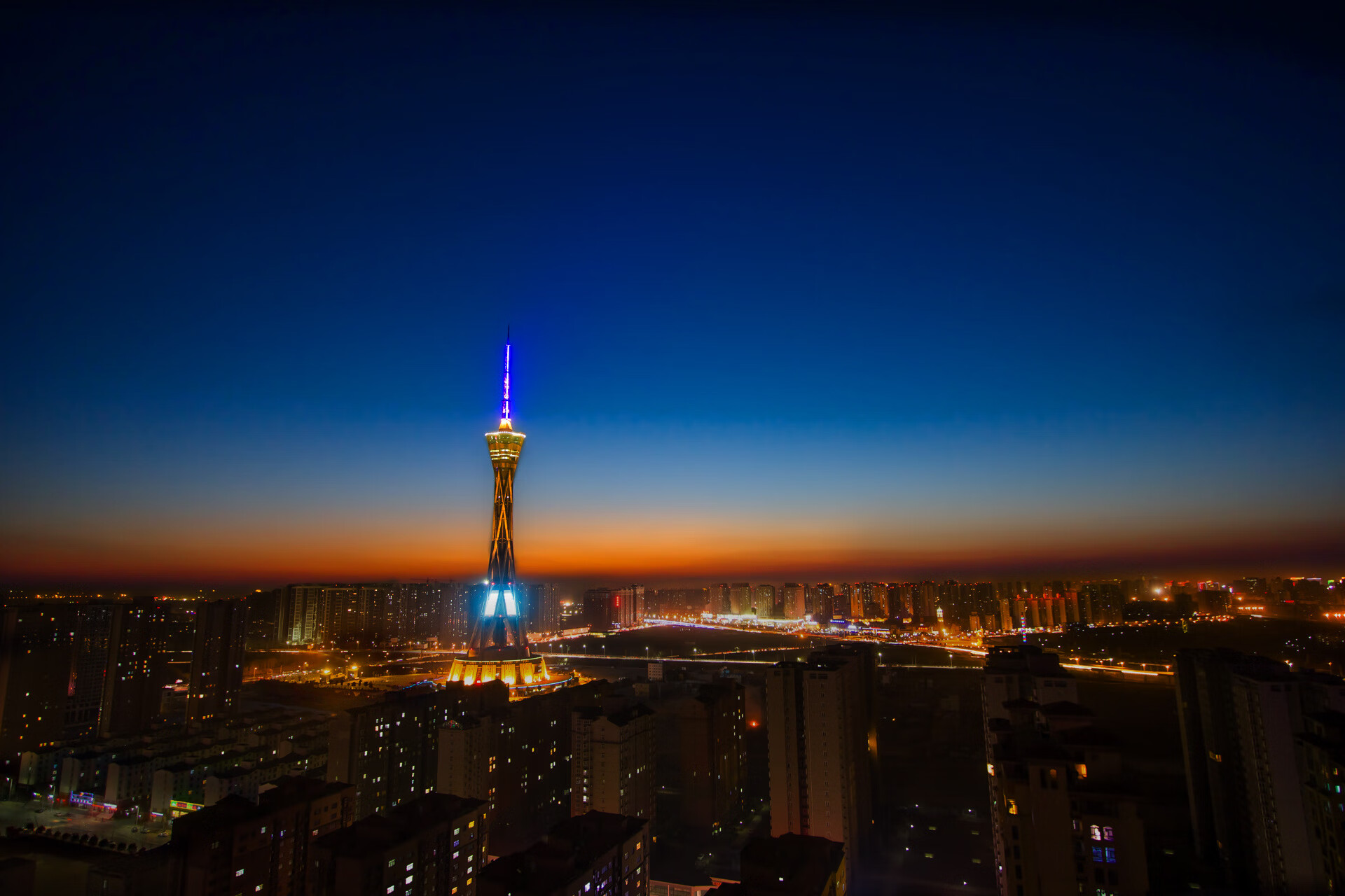 逆生长的天才,切特·霍尔姆格伦如何在新秀赛季打出教科书级别的比赛